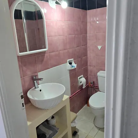 Tony's Apartmán Alinda (Leros)