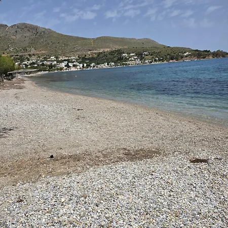 Tony's Apartmán Alinda (Leros)