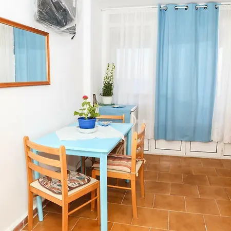Tony's * Alinda (Leros)